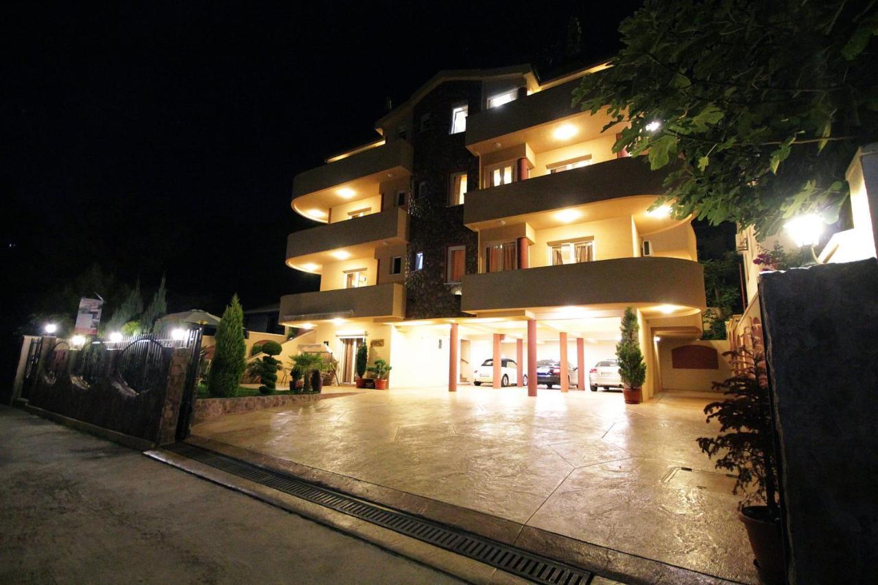 Villa Jupok Bar Exterior foto